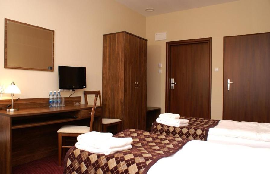 Hotel Belfort Lomza Luaran gambar