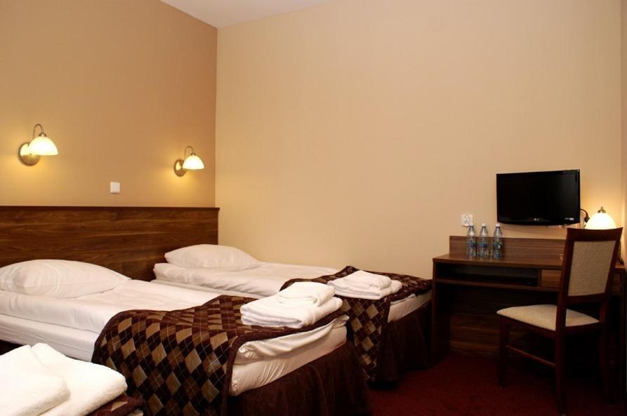 Hotel Belfort Lomza Bilik gambar